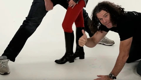 Peter Hurley’s Latest Photo Tip Tells Tall and Short Couples to Spread 'Em