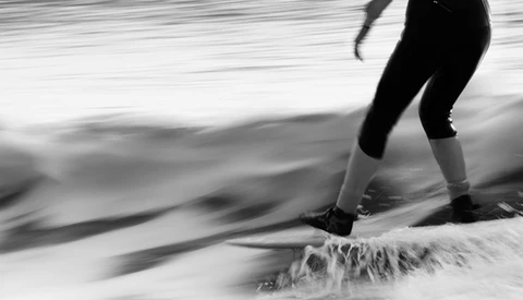 Creating Painterly Surfer Photographs With a Slow Shutter