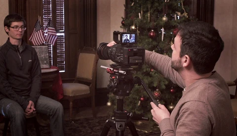 What to Look for When Picking a Frame for a Video Interview