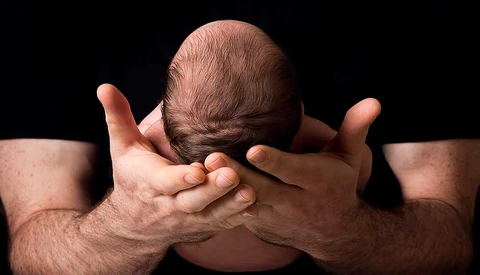 How to Manage a Fussy Baby During a Newborn Photography Session