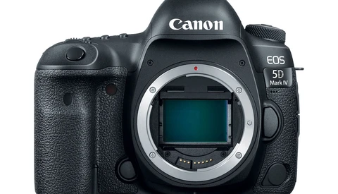 Check Out This Amazing Deal on the 5D Mark IV