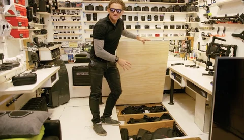 Genius Inspiration for Organizing Your Tiny Office or Studio Space