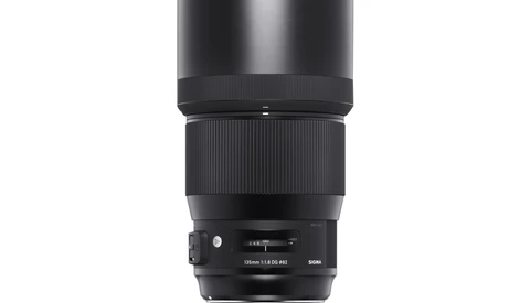 Sigma Announces Pricing for 135mm f/1.8 Art: Available for Preorder at $1,399