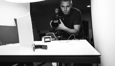 How to Wirelessly Trigger the Sony a7R II While Shooting Tethered with Capture One or Lightroom
