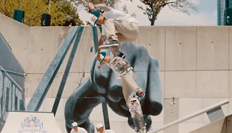 How to Add a Sweet Freeze-Frame Effect to Your Videos