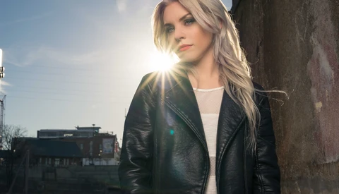 Easily Balance Flash With Natural Light