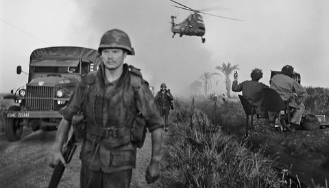 Actor Matthew Modine Auctions Off Rare On-Set Photos From 'Full Metal Jacket' for Charity