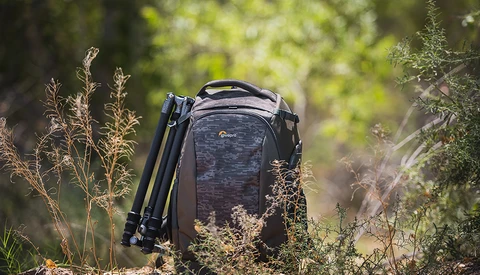 Fstoppers Reviews the Updated Lowepro Flipside 500 AW II