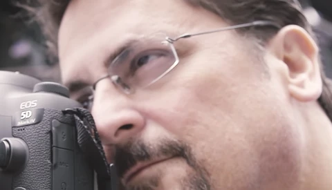Try Shooting Photos With Both Eyes Open for Better Results