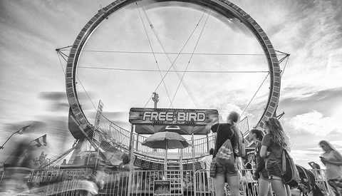 Make Your Carnival Photos More Interesting With a Neutral Density Filter