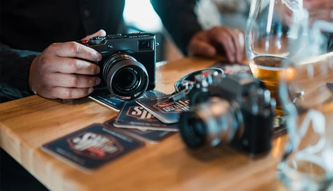 Beers and Cameras Is an Awesome Photographers' Meet-Up that Might Be in Your Area