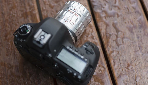 The Trend Towards Bokeh With Character Continues as Oprema Jena Announces the 58mm Biotar