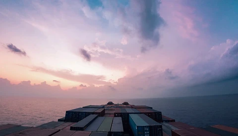 30 Days, 80,000 Photos, One Awe-Inspiring Time-Lapse