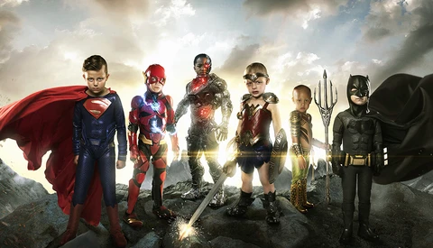 Photographer Gives New Meaning to the Justice League Superheroes