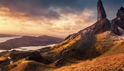 Shaping the Light of a Landscape Photo Using Only Lightroom