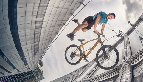 Von Wong: Walking on Air for Nike