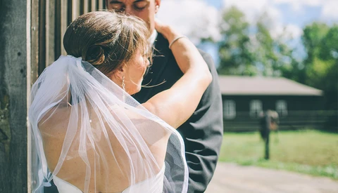 Five Tips to Find Music for Your Wedding Video