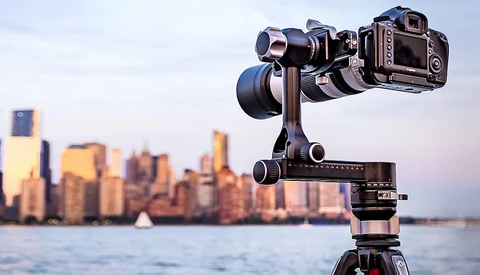 The VAST Project: How to Capture and Edit Artistic Gigapixel Photography