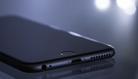 Apple Apologizes for Throttling Phones With Aging Batteries, Promises More Transparency and Discounted Replacements