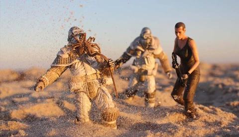 Artist Shoots His Toy Collection to Recreate 'Star Wars' and Other Sci-Fi Scenes