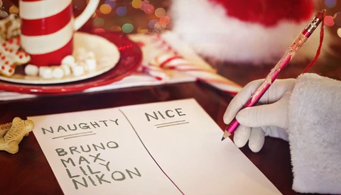Do These Things to Win New Clients Over the Holidays