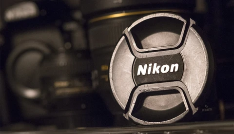 Would You Dump Nikon Professional Services Over a Credit Card?