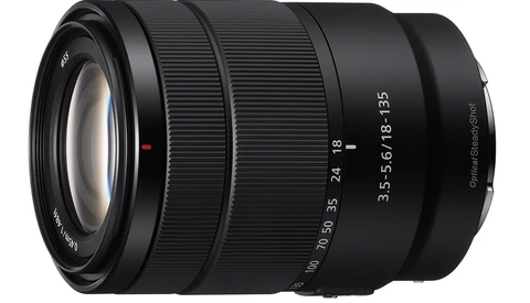 Sony E 18-135mm f/3.5-5.6 OSS Lens Announced, Will Cost $598