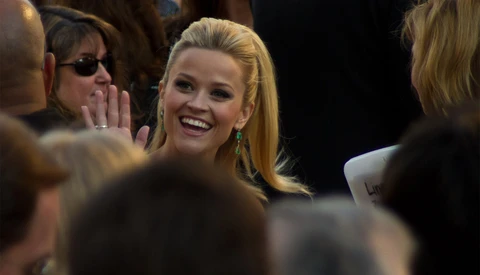 Vanity Fair Mocked for 'Hollywood Issue' Photoshop Fail, Oprah and Witherspoon Have Extra Limbs