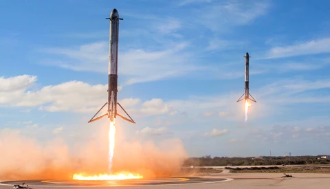 The Amazing Camera Work Involved in the SpaceX Falcon Heavy Launch