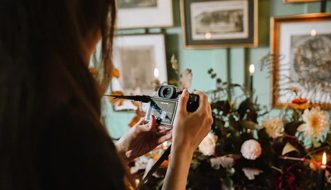 Why I Don't Like to Shoot Weddings Alone