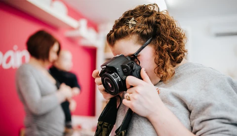 Educating Mothers About Breastfeeding Through Photography