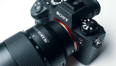 The Mirrorless Camera That Rivals the Pro DSLRs: Fstoppers Reviews the Sony A9