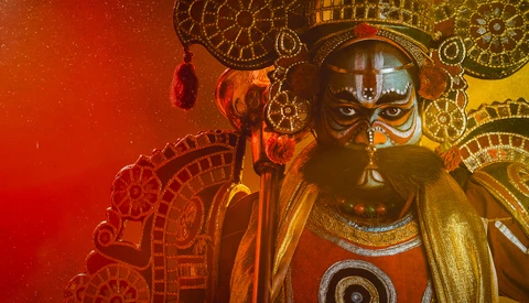 Making Artist Portraits of Therukoothu: A 2,000-Year-Old Indian Folk Art Dance