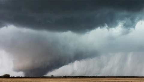 Time-Lapse Photographer Captures Tornado Forming Right in Front of His Camera