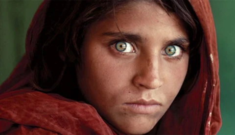 Learning From Steve McCurry's Iconic 'Afghan Girl' Photograph