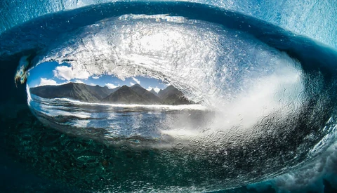Unbelievable Landscape Photos Taken From Inside Crashing Waves