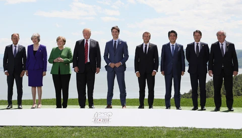 Photo of German Chancellor Angela Merkel With President Trump at G7 Summit Goes Viral