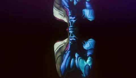 Stunning Underwater Art With Projections