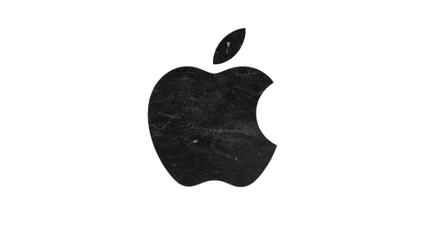 Apple: Illegal Behavior and Anti-Consumer Policies?