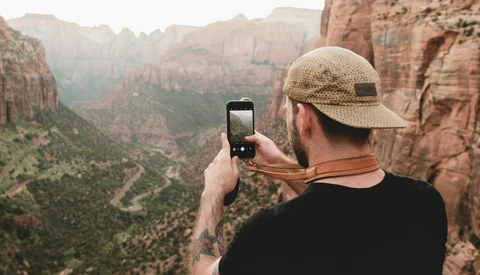 Moment Introduces Their Freshly Redesigned and Improved App