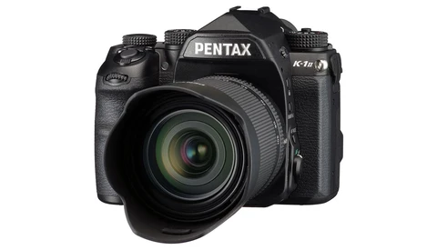 The Fascinating History Behind Pentax and Their Cameras