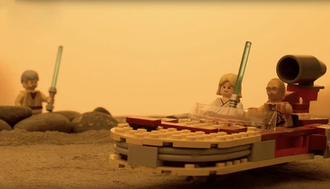A Fun Explanation of Aperture Using LEGO