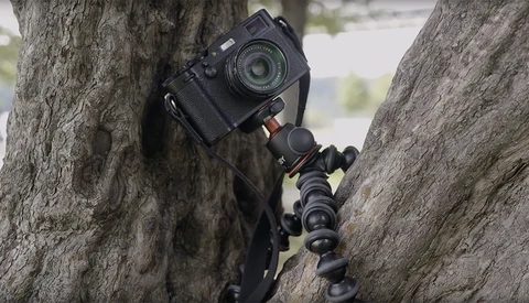 Nine Essential Travel Accessories for Photography