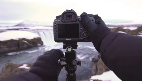 Here Are a Few Thoughts Worth Considering When Buying a New Tripod and Ball Head
