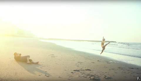 Photographer Gives Back and Captures Inspirational Photos for a Dancer With Cancer