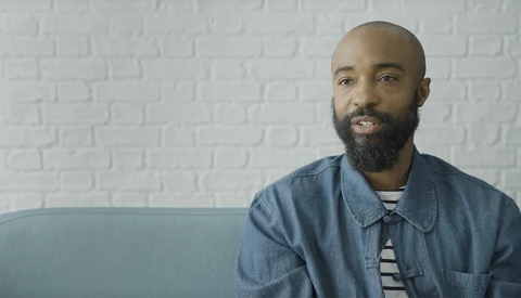 'Arrival' and 'Selma' Cinematographer Bradford Young Discusses Using Practical Light