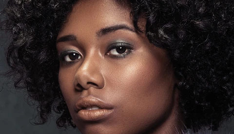 The Dirty Truth About What You Need to Avoid When Hiring a Makeup Artist