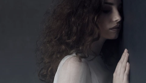 Photographer Teams up With Refinery29 to Change How Mental Health Looks Online