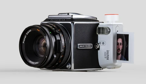 Need Medium Format Quality From an Instant Camera? Build Yourself a Hasselblad-Instax