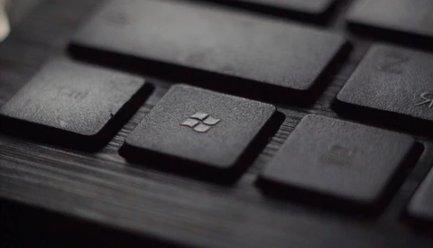 Windows 10 Update Removed, Users Report Pictures and Files Going Missing